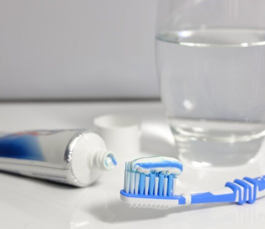 Dentifricio-sbiancante